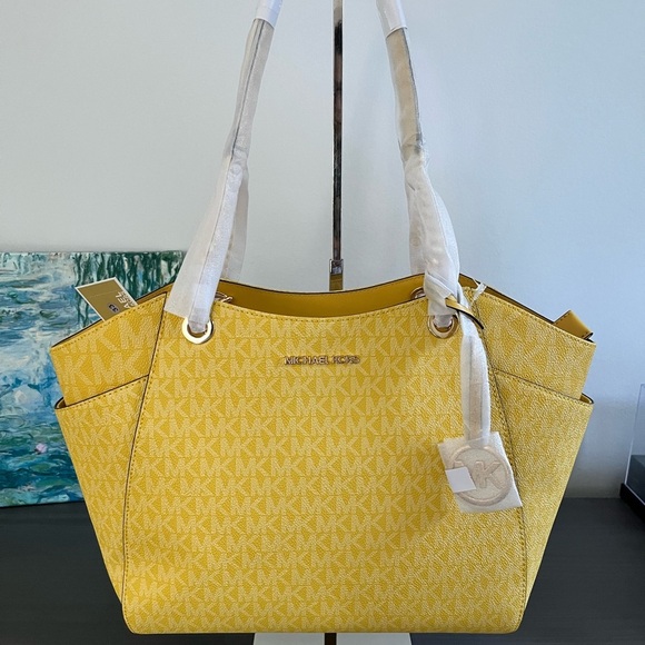 MICHAEL KORS Daisy Yellow Jet Set Logo Travel Large Chain Shoulder Tote - Picture 4 of 8